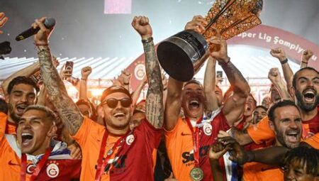 Galatasaray’ın Süper Lig Performansı: Takımın Güçlü ve Zayıf Yönleri